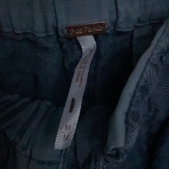 Free People Denim Pull on Trousers SZ Medium - Picture 7 of 7